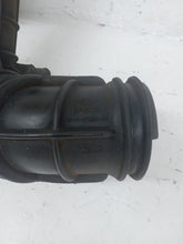 Load image into Gallery viewer, Ford Transit MK7 2.4 RWD 2006 - 2013  Air Intake Hose

