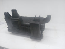 Load image into Gallery viewer, Ford Transit MK7 2.2 FWD 2006 - 2013 Air Filter Housing
