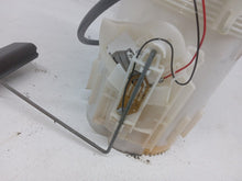 Load image into Gallery viewer, Vauxhall Vivaro Trafic Primastar 2.0 DCi Fuel Sender Unit
