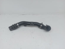 Load image into Gallery viewer, Ford Transit Connect 1.8 TDDI 2003 Drivers Right Side Inter Cooler Pipe Hose
