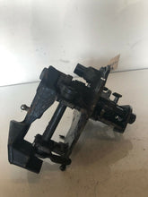 Load image into Gallery viewer, Jaguar X Type 2004 2.0 TDCI Gearbox Selector
