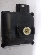 Load image into Gallery viewer, Audi A6 C6 TDi Quattro S Line Avant Heater Flap Motor Actuator
