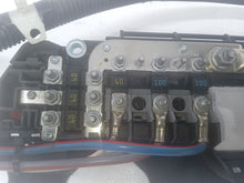 Load image into Gallery viewer, Ford Transit MK7 2.4 RWD Under Seat Fuse Board
