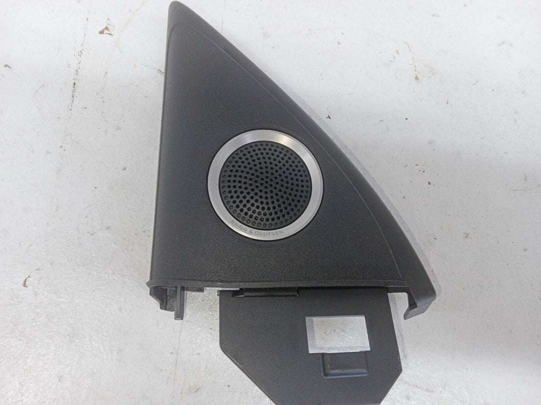 Audi A5 B8 Sport Quattro 2.0 TFSI Passenger Side Tweeter And Housing