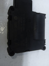 Load image into Gallery viewer, Audi A6 C6 TDi Quattro S Line Avant Heater Flap Motor Actuator
