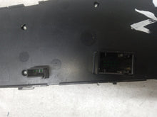Load image into Gallery viewer, 8233054

