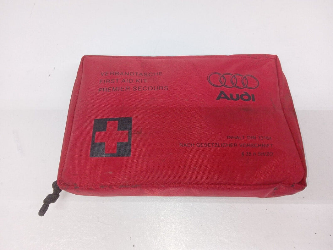 Audi Q7 4L 3.0 TDi Quattro S line First Aid Kit