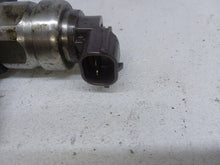 Load image into Gallery viewer, Ford Transit MK7 2.2 FWD Fuel Injector
