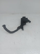Load image into Gallery viewer, Ford Transit Connect 1.8 TDDI 2003 Oil Separator

