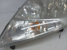 Load image into Gallery viewer, Vauxhall Vivaro Trafic Primastar 2.0 DCi Passenger Side Headlight
