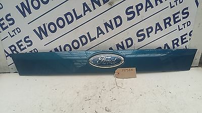 FORD MONDEO MK4 1.8 TDCI 2007 MK4 Tailgate Trim