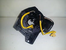 Load image into Gallery viewer, FORD MONDEO ST 220 2004 3.0 PETROL Slip Ring Squib
