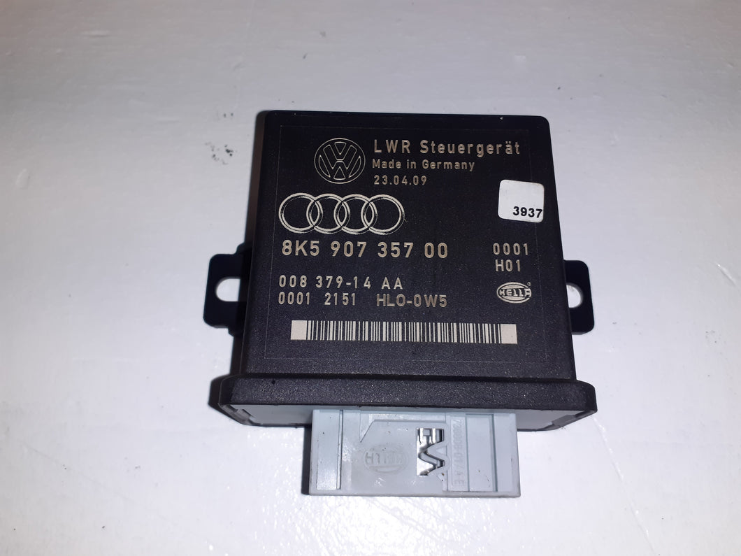 Audi A5 8T3 2.0 TFSi S line Headlight Range Control Module