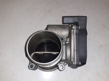 Load image into Gallery viewer, Audi A5 8T3 2.0 TFSi S line Throttle Body
