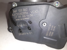 Load image into Gallery viewer, Audi A5 8T3 2.0 TFSi S line Throttle Body
