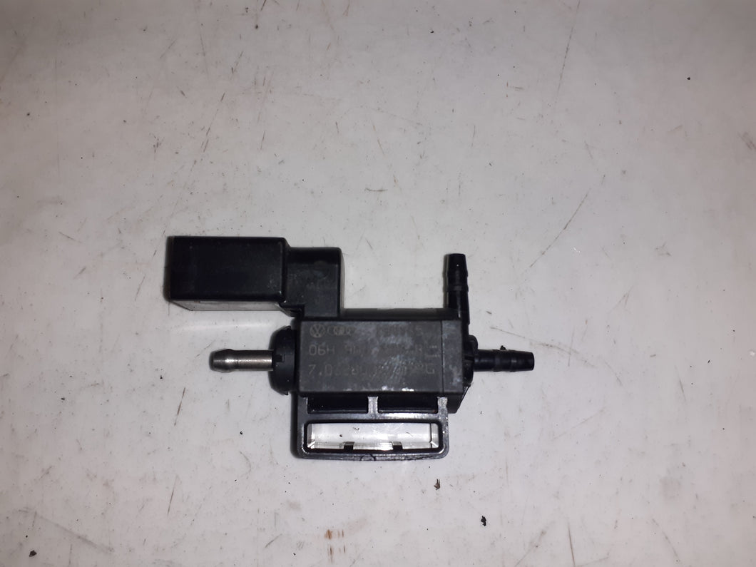 Audi A5 8T3 2.0 TFSi S line Solenoid Valve