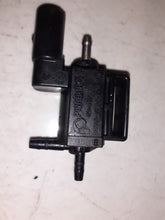 Load image into Gallery viewer, Audi A5 8T3 2.0 TFSi S line Solenoid Valve
