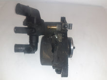 Load image into Gallery viewer, Ford Transit MK7 2006 - 2013 Euro 4 FWD Vacuum Pump
