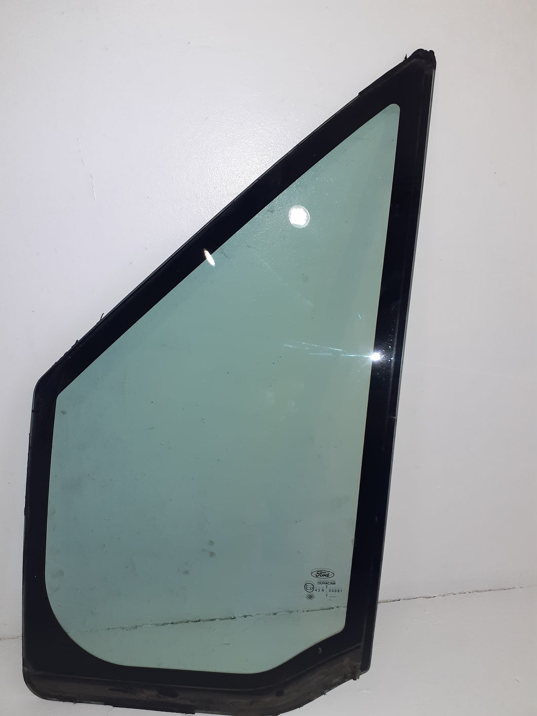 Ford Transit Connect 1.8 TDCi Euro 4 2007 Passenger Side Quarter Glass