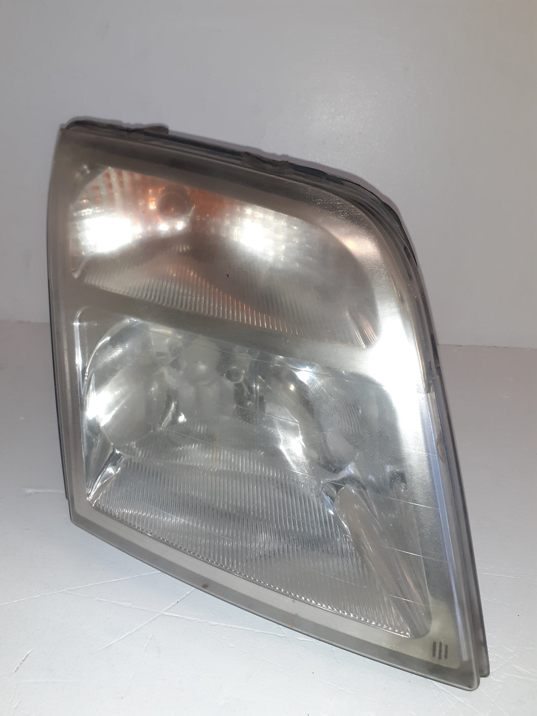 Ford Transit Connect 1.8 TDCi Euro 4 2007 Drivers Side Headlight