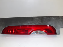 Load image into Gallery viewer, Vauxhall Vivaro Renualt Trafic 2.0 DCi 115 Drivers Right Side Rear Light
