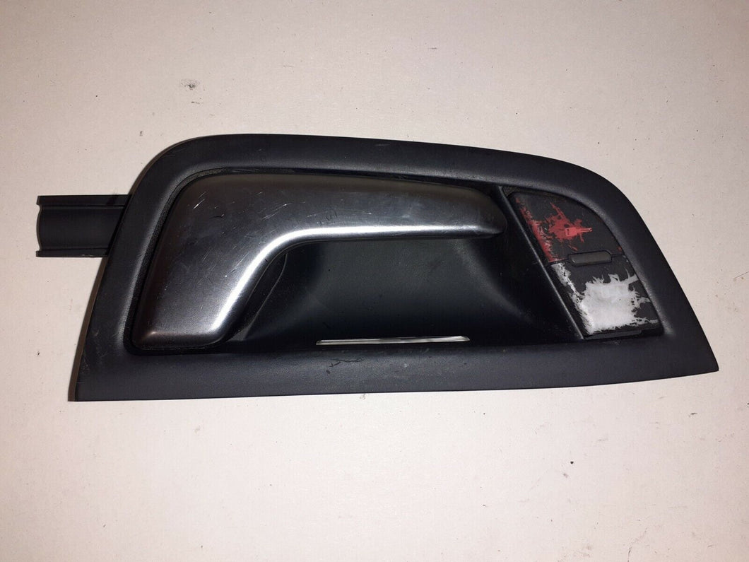 Audi A8 4.0 TDi D3 2002 -2009 Drivers Right Side Front Inner Handle