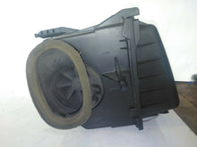 Load image into Gallery viewer, Range Rover P38 2.5 DSE Auto 98-02 Air Filter Housing
