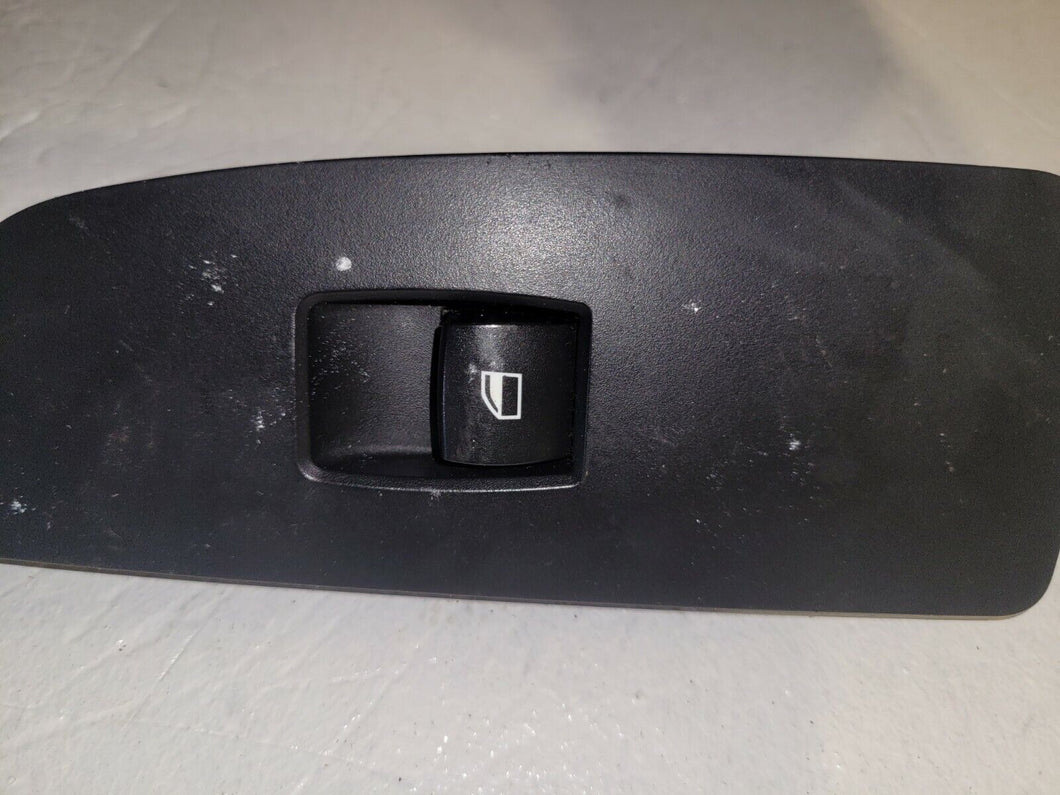 BMW 120D M Sport E87 Passenger Left Side Window Switch