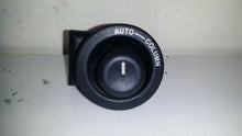 Load image into Gallery viewer, JAGUAR S TYPE V8 2003 4.2 PETROL Steering Column Adjustment Switch
