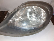 Load image into Gallery viewer, Vauxhall Vivaro Renault Trafic 2700 Di Passenger Left Side Headlight
