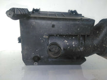 Load image into Gallery viewer, Range Rover P38 2.5 DSE Auto 98-02 Air Filter Housing

