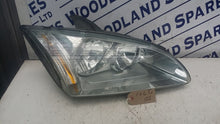 Load image into Gallery viewer, FORD FOCUS HEADLIGHT PASSENGER SIDE 4M51-13W030  2004 TO 2008 1.6L ZETEC-S PFI
