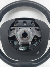 Load image into Gallery viewer, Nissan Juke 1.6 Petrol Dig-t MK1 2010-2014 Multifunction Steering Wheel
