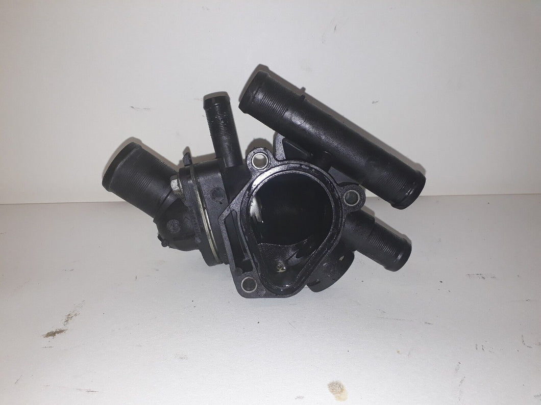 VOLVO S40 1.9 D SPORT 2002 Thermostat Housing