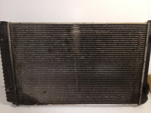 Load image into Gallery viewer, Audi A4 B7 SE 2.0 TDI Radiator
