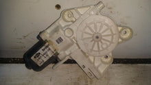 Load image into Gallery viewer, FORD FOCUS ELECTRIC WINDOW MOTOR FRONT PASSENGER SIDE 2005 1.8TDCI MK 2
