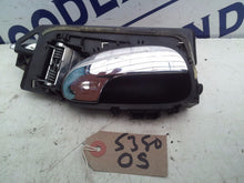 Load image into Gallery viewer, PEUGEOT 307 CC DOOR HANDLE RIGHT SIDE INTERIOR 2004 1997cc
