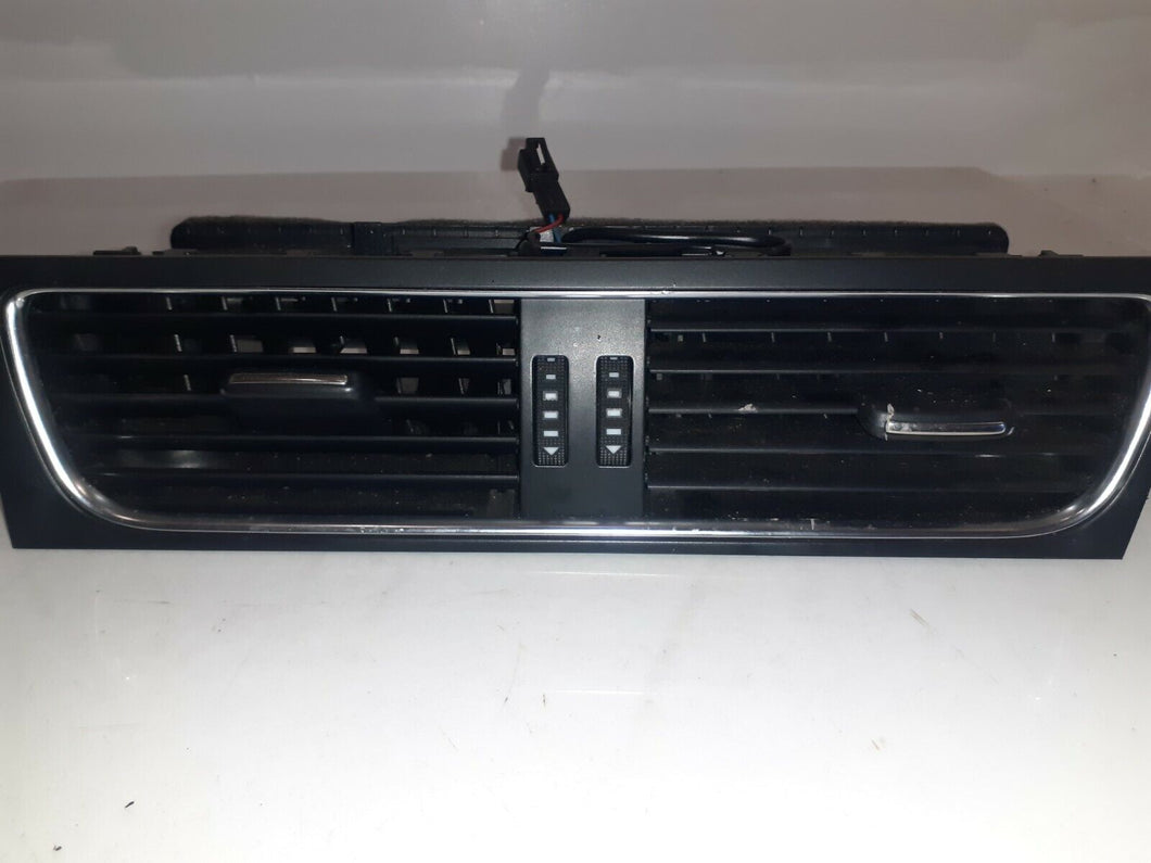 Audi A5 8T3 3.0 TDi Quattro Centre Heater Vents