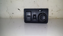 Load image into Gallery viewer, SSANGYONG REXTON MIRROR CONTROL SWITCH  2.7 MANUAL 2004
