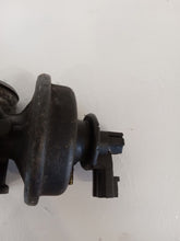 Load image into Gallery viewer, Ford Transit 2.4 RWD MK6 2000 - 2006 EGR Valve
