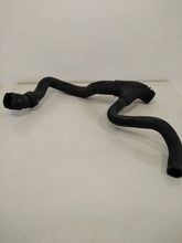Load image into Gallery viewer, FORD MONDEO MK2 1.8 PETROL 2000 Water Coolant Hose Pipe
