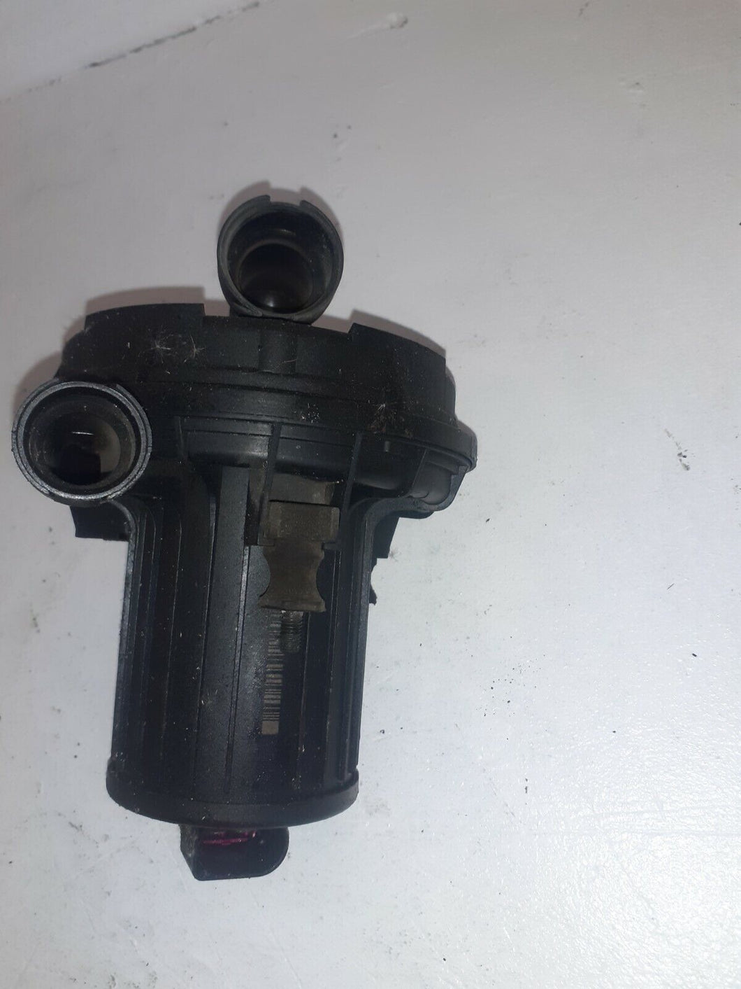 Audi A4 3.0 V6 Quattro B6  Secondary Air Pump