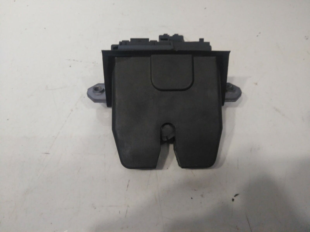 Ford Mondeo Zetec 1.8 TDCi MK4 Tailgate Lock