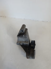 Load image into Gallery viewer, Ford Transit Connect 1.8 TDDI 2006 Power Steering Pump Bracket With Tensioner
