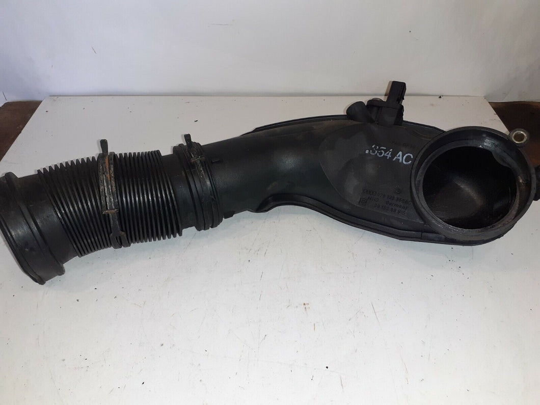 Audi A4 2.4 V6 Sport Auto B6 Cabriolet Air Intake Pipe