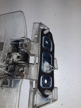 Load image into Gallery viewer, Vauxhall Vivaro Renualt Trafic 2.0 DCi 115 Fuel Flap
