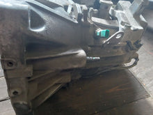 Load image into Gallery viewer, Nissan Juke 1.6 Petrol Dig-t MK1 2010-2014 Gearbox
