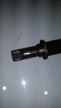 Load image into Gallery viewer, VW BEETLE 1600cc 2000 Drivers Side Drive Shaft
