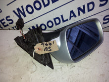 Load image into Gallery viewer, AUDI A4 B5 1.8 PETROL 1996 Passenger Side Wing Mirror
