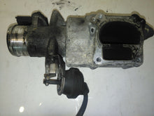 Load image into Gallery viewer, Saab 9-3 Vector 2.2 TiD 2004 Throttle Body 08226804
